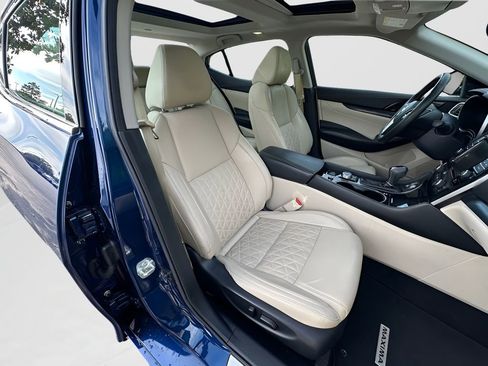Used 2020 Nissan Maxima Platinum w/ Sport Mat Group image 24
