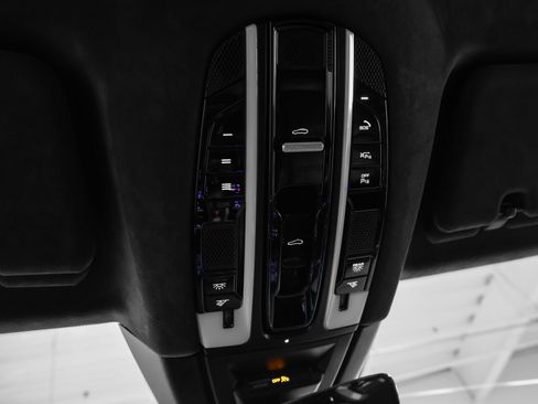 Certified 2021 Porsche Cayenne GTS image 40