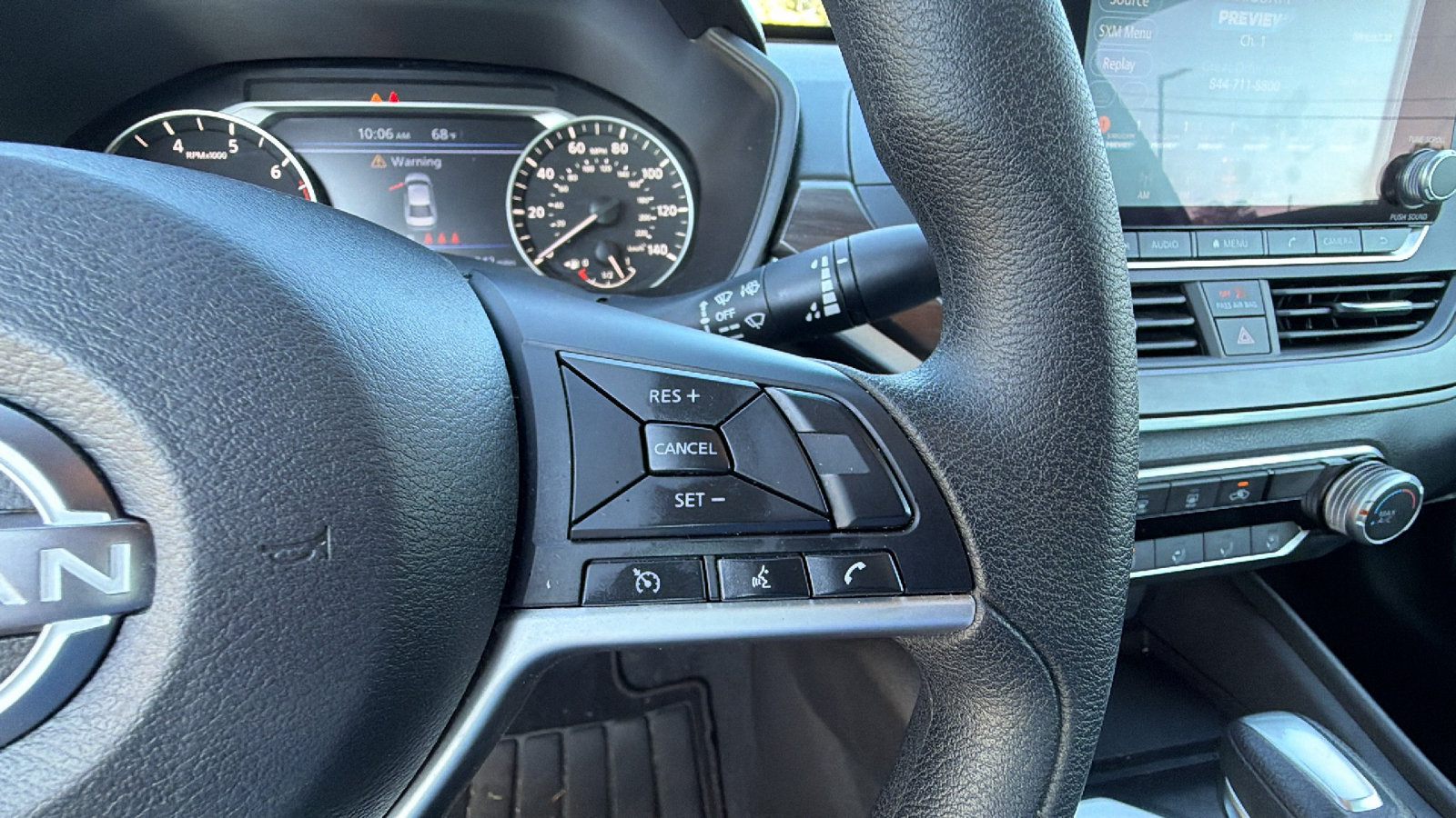 Used 2025 Nissan Altima 2.5 SV FWD image 27