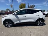 Used 2023 Chevrolet Bolt EUV LT w/ Convenience Package image 5