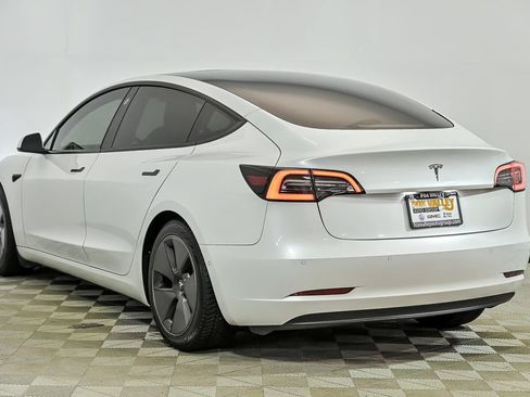 Used 2021 Tesla Model 3 Standard Range Plus RWD image 6