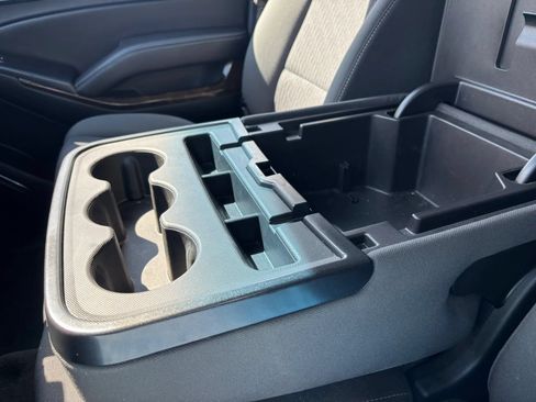 Used 2015 Chevrolet Tahoe LS RWD image 32