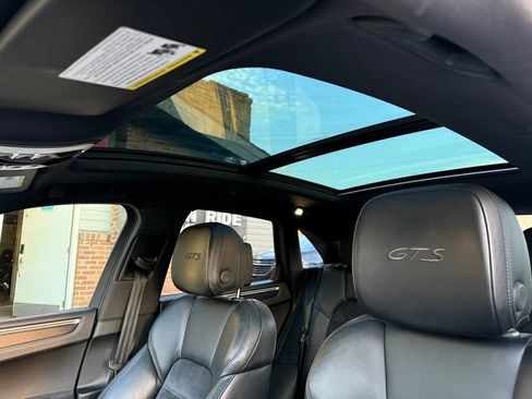 Used 2018 Porsche Macan GTS AWD/4WD image 25