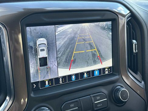 Used 2021 Chevrolet Silverado 1500 High Country image 23