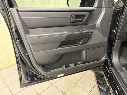 Used 2025 Toyota Tundra TRD Pro AWD/4WD image 31
