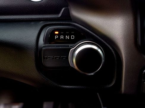 Used 2019 RAM 1500 Big Horn RWD image 19