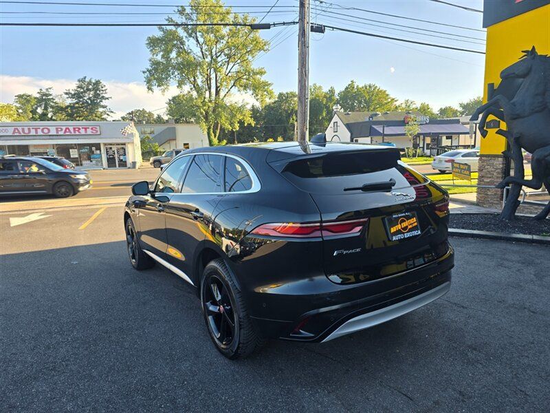 Used 2021 Jaguar F-PACE AWD/4WD image 2