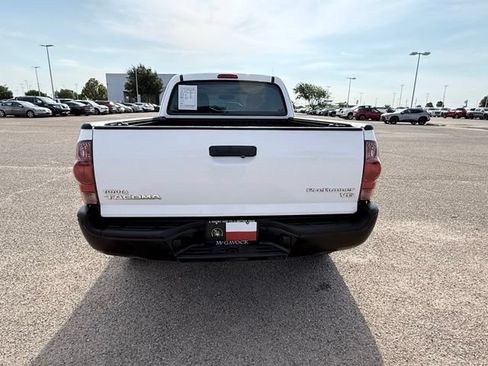 Used 2012 Toyota Tacoma PreRunner RWD image 7