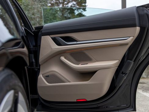 New 2025 Porsche Taycan 4S image 41