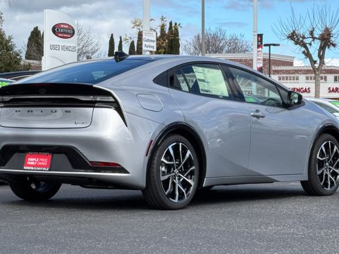 New 2026 Toyota Prius Plug-In Hybrid image 3