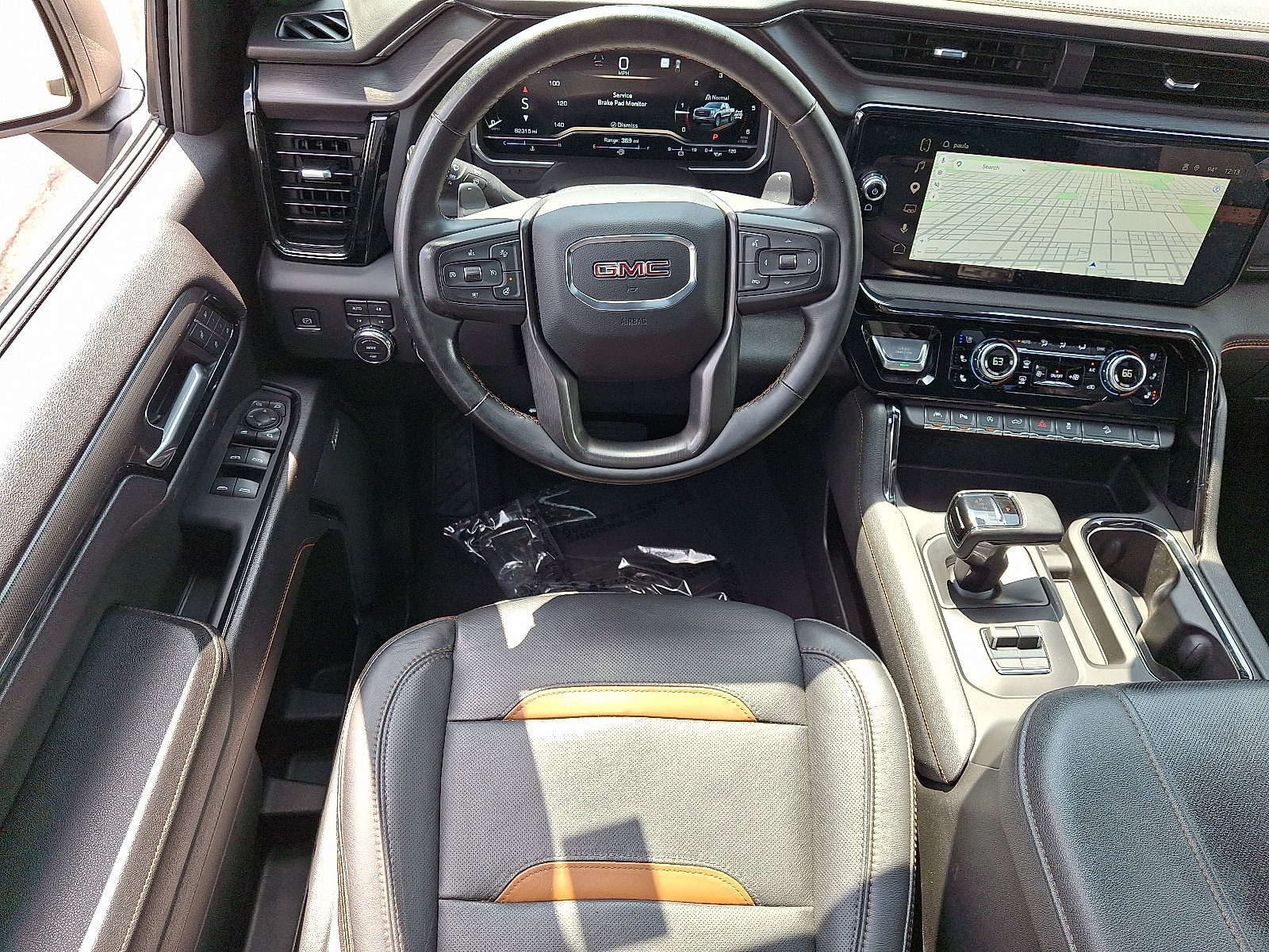 Used 2023 GMC Sierra 1500 AT4 w/ Technology Package AWD/4WD image 12