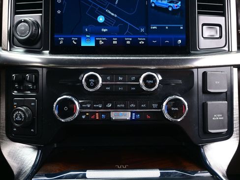 Used 2022 Ford F150 King Ranch w/ Equipment Group 601A High AWD/4WD image 21
