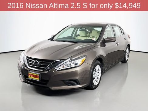 Used 2016 Nissan Altima 2.5 S w/ Power Driver Seat Package FWD image 3