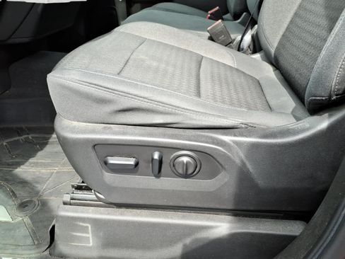 Used 2021 Chevrolet Silverado 1500 LT w/ Bed Protection Package AWD/4WD image 13