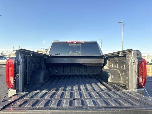 Certified 2021 GMC Sierra 1500 AT4 w/ AT4 Premium Package image 23