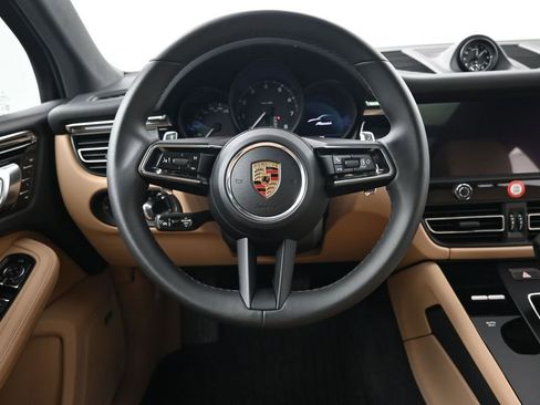 Certified 2026 Porsche Macan AWD/4WD image 13