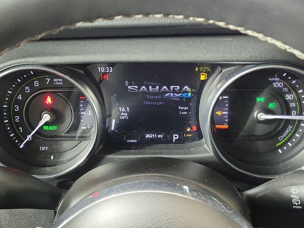 Used 2023 Jeep Wrangler Unlimited Sahara w/ Cold Weather Group AWD/4WD image 17