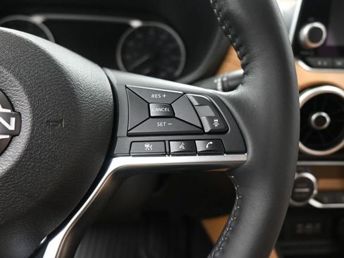 Used 2024 Nissan Sentra SV w/ SV Premium Package FWD image 13