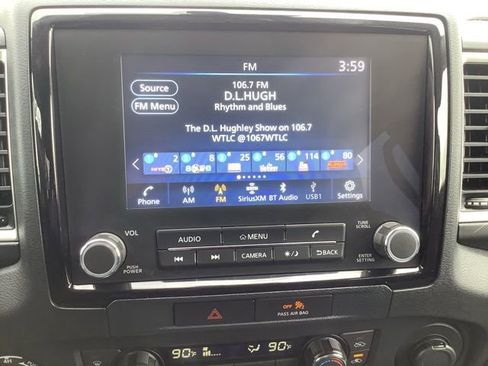 Used 2022 Nissan Frontier SV image 28