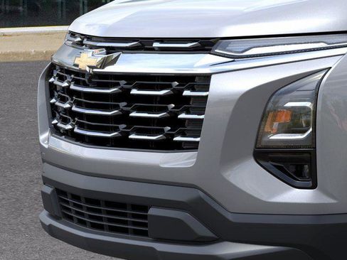 New 2026 Chevrolet Equinox LT w/ Safety and Technology Package FWD image 13