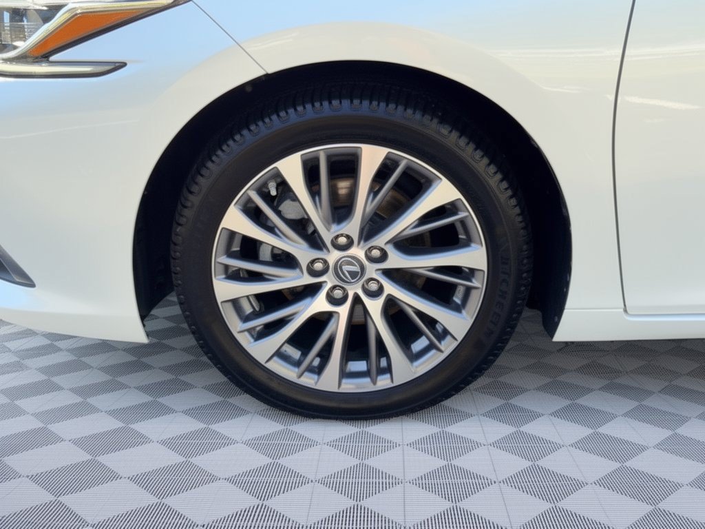 Used 2020 Lexus ES 350 w/ Premium Package FWD image 13