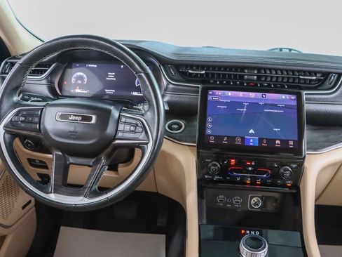 Used 2021 Jeep Grand Cherokee L Limited image 18