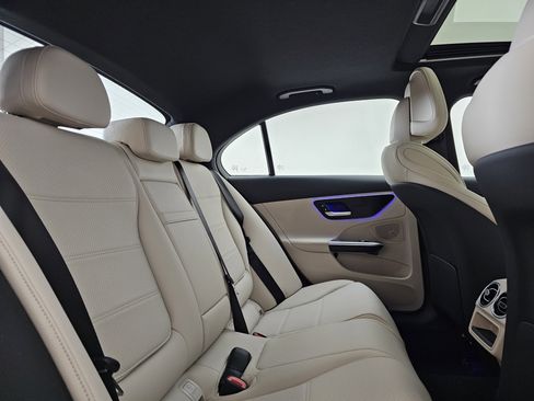 Certified 2024 Mercedes-Benz C 300 4MATIC Sedan image 31