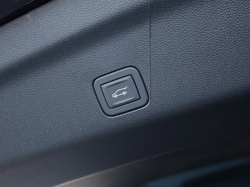 Certified 2026 GMC Yukon Elevation image 11