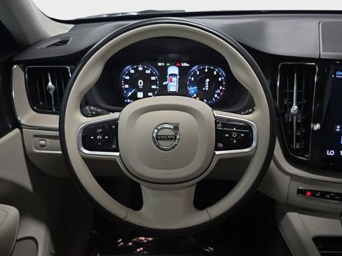 Used 2020 Volvo XC60 T5 Inscription w/ Protection Package Premier FWD image 13