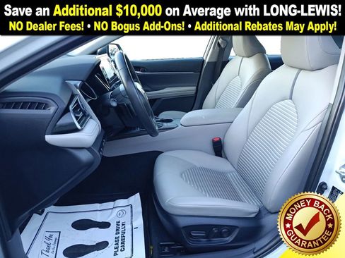 Used 2023 Toyota Camry SE image 14