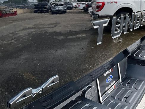 Used 2024 Toyota Tundra Limited w/ Power Package AWD/4WD image 13