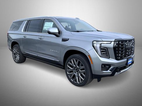 New 2026 GMC Yukon XL Denali Ultimate AWD/4WD image 3