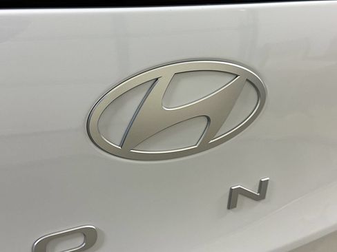 New 2026 Hyundai Kona Limited FWD image 21