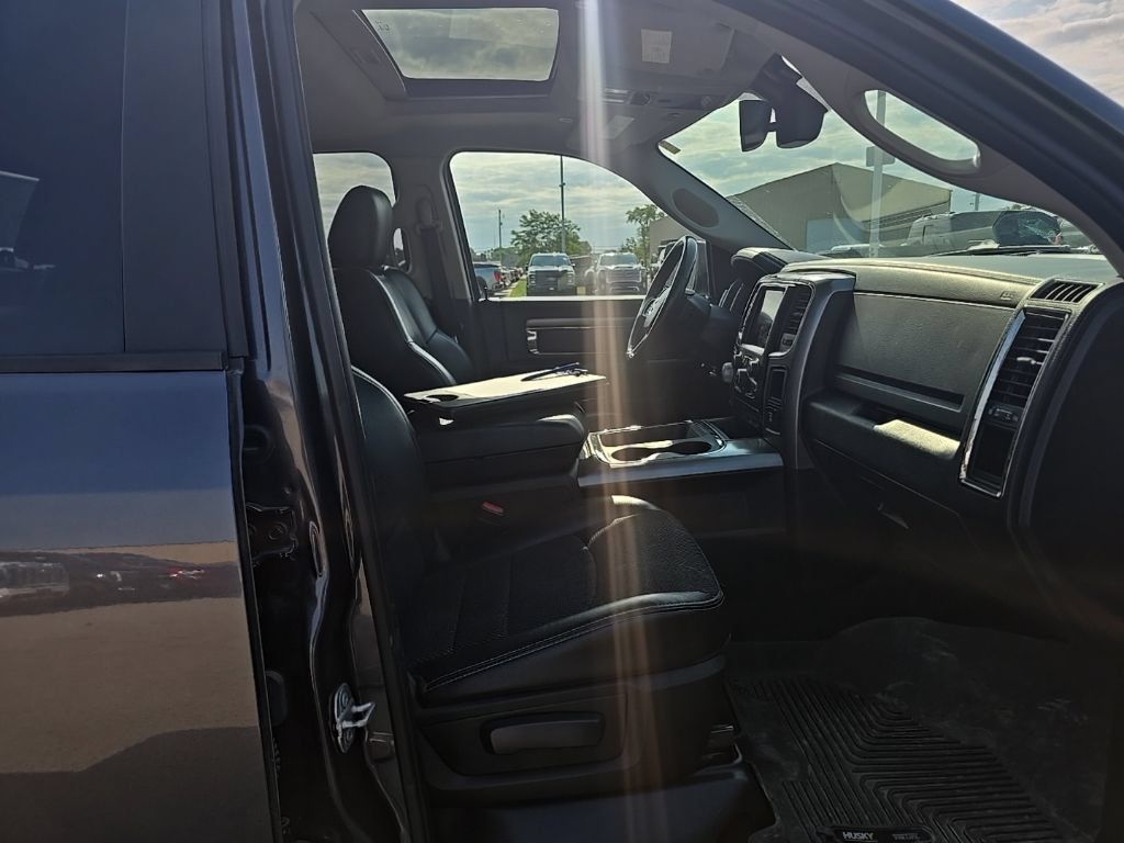 Used 2018 RAM 1500 Sport w/ Sport Premium Group AWD/4WD image 15