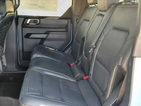 New 2025 Ford Bronco Badlands image 16