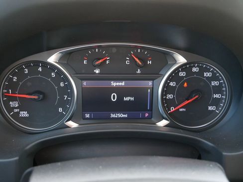 Used 2023 GMC Terrain SLT AWD/4WD image 37