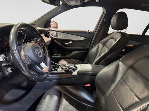 Used 2017 Mercedes-Benz GLC 300 4MATIC image 6