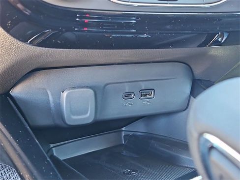 New 2026 Chevrolet Trax ACTIV w/ Sunroof Package image 27