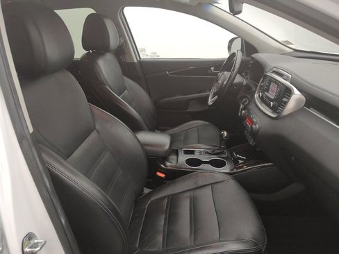 Used 2016 Kia Sorento EX FWD image 21