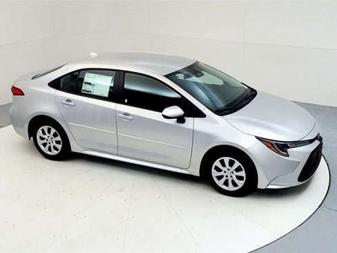 New 2026 Toyota Corolla LE image 15