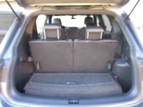 Used 2021 Volkswagen Tiguan SE R-Line image 99