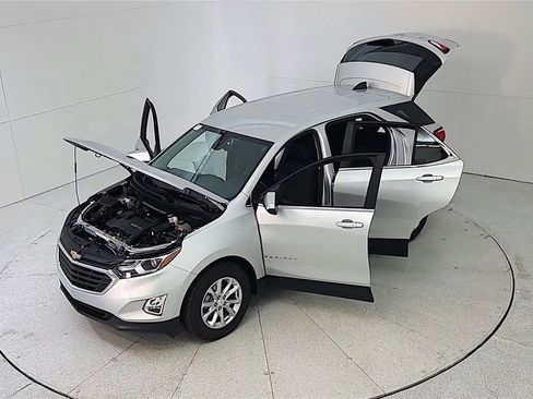 Used 2021 Chevrolet Equinox LT image 49