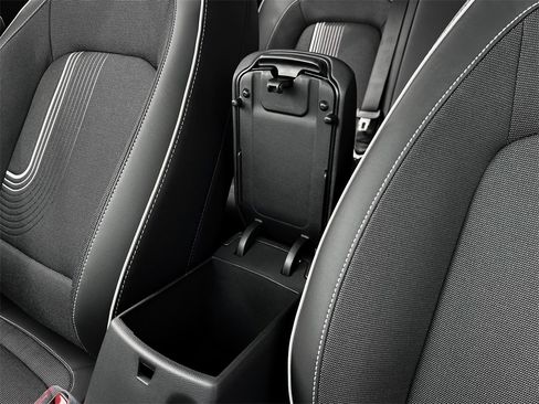 New 2025 Hyundai Venue Limited image 18