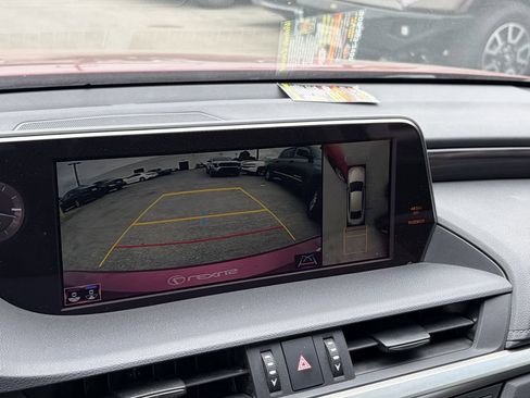 Used 2019 Lexus ES 300h FWD image 10