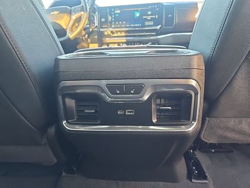 Used 2025 Chevrolet Silverado 3500 High Country w/ High Country Premium Package image 20