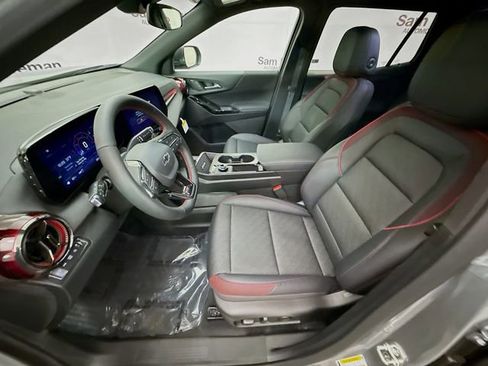 New 2026 Chevrolet Equinox RS w/ LPO, Floor Liner Package image 22