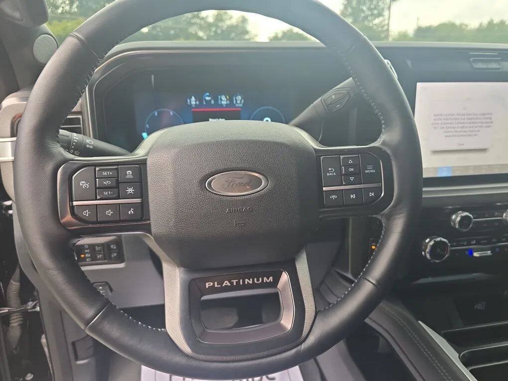 Used 2026 Ford F350 Platinum AWD/4WD image 13
