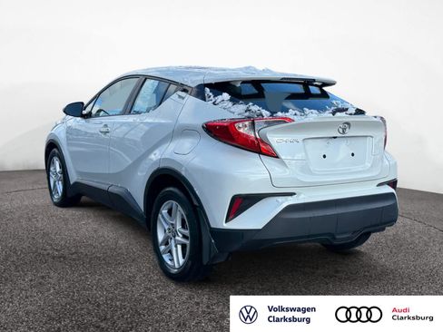 Used 2021 Toyota C-HR LE image 3