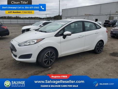 Used 2015 Ford Fiesta SE FWD image 1