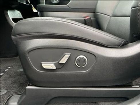 New 2026 Hyundai Ioniq 9 SEL image 12